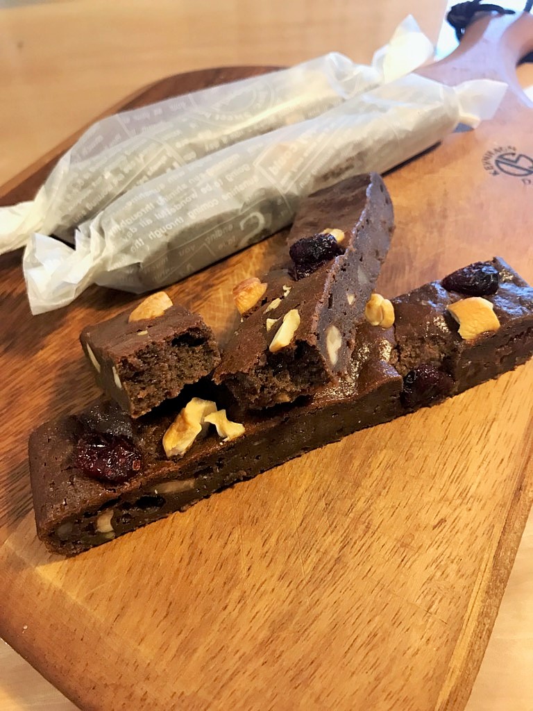 「アボカド&ナッツの美活チョコバー」第1回　アスリートフードレシピコンテスト「テーマ補食」 入賞作品